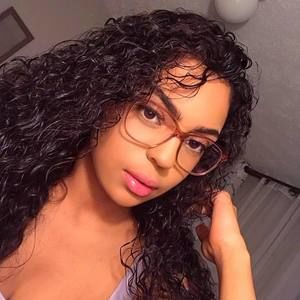 Meet your Posher, Justine